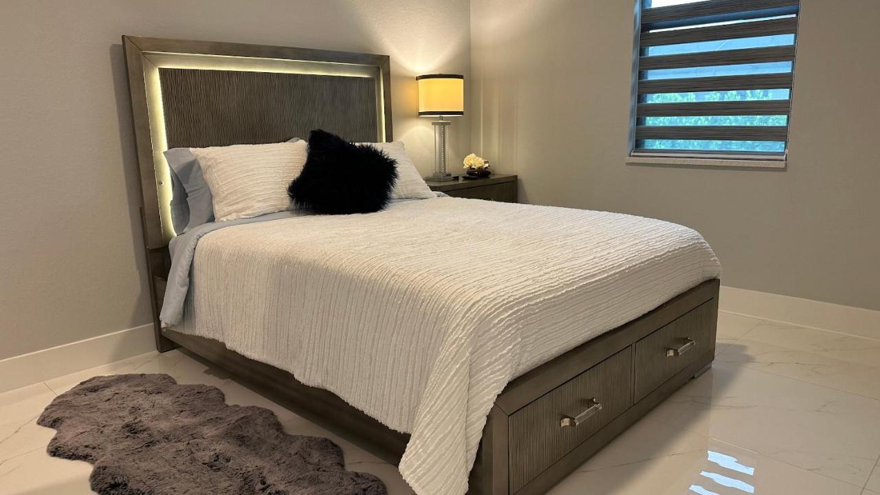 4br Gem: Pool, Pets & Family - Cape Coral, Florida Cape Coral